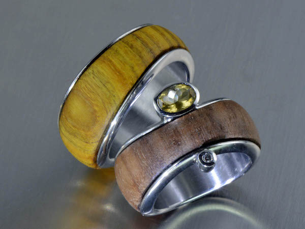 Paar-Ringe aus Edelstahl, Holz, gelber Saphir, Brillant / Eheringe vom Profi - Goldschmiede Wigholm , Murg am Walensee