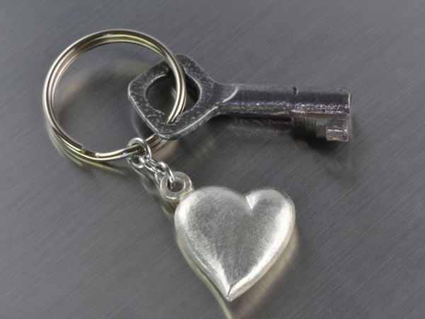Schlüsselring selber hergestellt ein Chance jeden Tag an Sie zu denken Herzform / Workshop - Goldschmiede Wigholm , Murg am Walensee